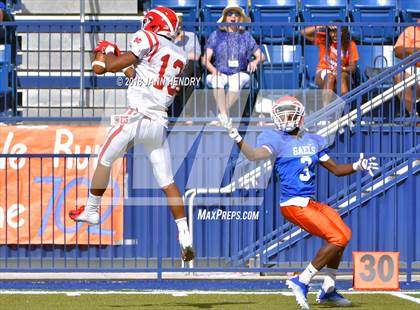 Thumbnail 2 in FR: Mater Dei @ Bishop Gorman photogallery.