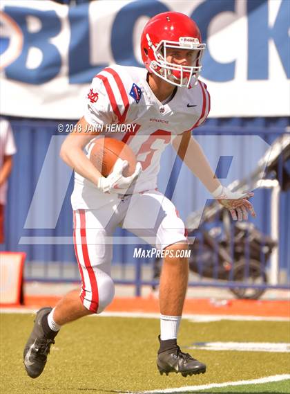 Thumbnail 1 in FR: Mater Dei @ Bishop Gorman photogallery.