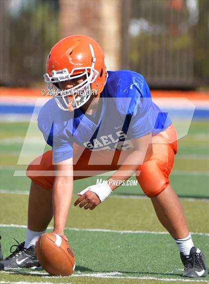 Thumbnail 3 in FR: Mater Dei @ Bishop Gorman photogallery.