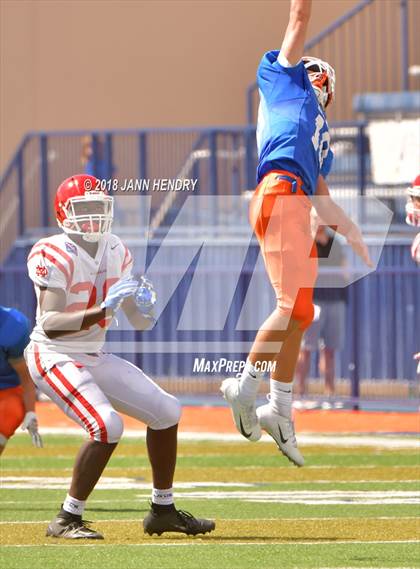 Thumbnail 1 in FR: Mater Dei @ Bishop Gorman photogallery.