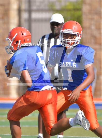 Thumbnail 2 in FR: Mater Dei @ Bishop Gorman photogallery.