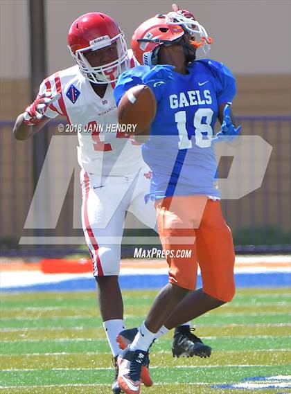 Thumbnail 2 in FR: Mater Dei @ Bishop Gorman photogallery.