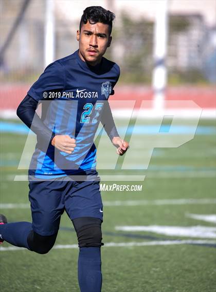 Thumbnail 1 in Sylmar vs Crescenta Valley (Crescenta Valley Winter Classic) photogallery.