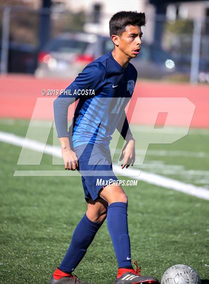 Thumbnail 2 in Sylmar vs Crescenta Valley (Crescenta Valley Winter Classic) photogallery.