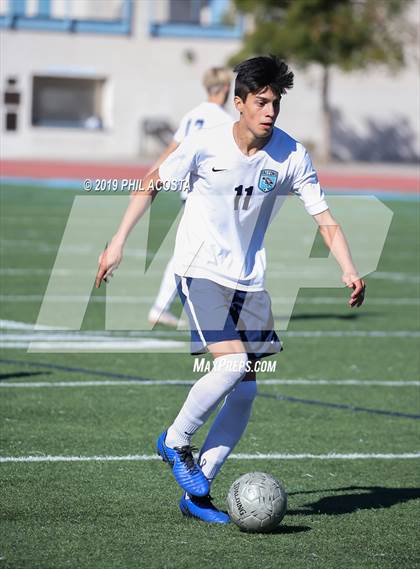 Thumbnail 1 in Sylmar vs Crescenta Valley (Crescenta Valley Winter Classic) photogallery.