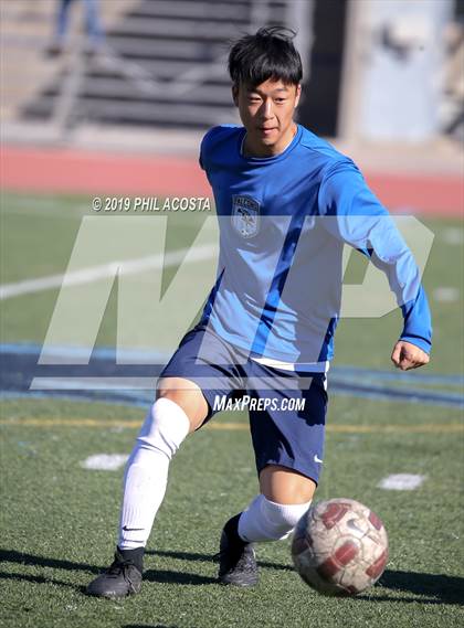 Thumbnail 2 in Sylmar vs Crescenta Valley (Crescenta Valley Winter Classic) photogallery.