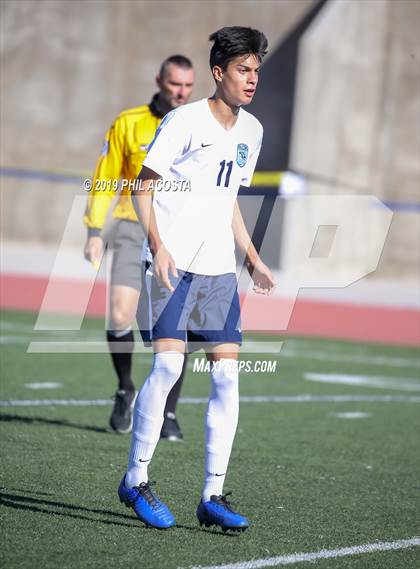 Thumbnail 2 in Sylmar vs Crescenta Valley (Crescenta Valley Winter Classic) photogallery.