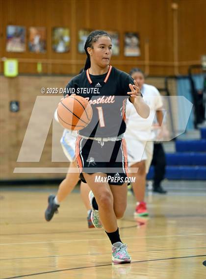 Thumbnail 1 in Foothill @ Burbank photogallery.