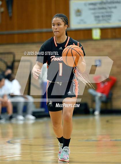 Thumbnail 1 in Foothill @ Burbank photogallery.