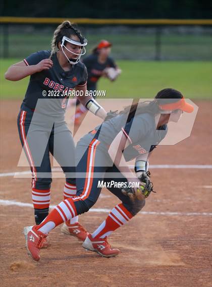 Thumbnail 3 in Orangefield @ Lumberton photogallery.