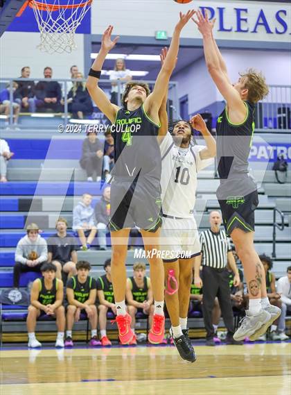 Thumbnail 1 in Mt. Zion Prep Academy vs. Prolific Prep of Napa Christian (5 for the Fight National Hoopfest) photogallery.