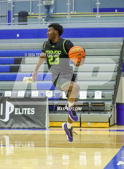 Thumbnail 2 in Mt. Zion Prep Academy vs. Prolific Prep of Napa Christian (5 for the Fight National Hoopfest) photogallery.