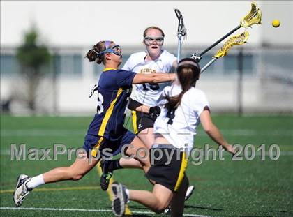 Thumbnail 1 in West Genesee vs. Lakeland-Panas (NYSPHSAA Class A Semifinal) photogallery.
