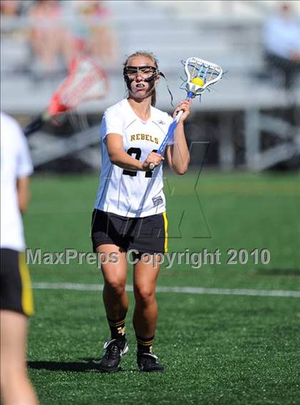 Thumbnail 1 in West Genesee vs. Lakeland-Panas (NYSPHSAA Class A Semifinal) photogallery.