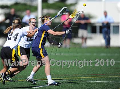 Thumbnail 3 in West Genesee vs. Lakeland-Panas (NYSPHSAA Class A Semifinal) photogallery.