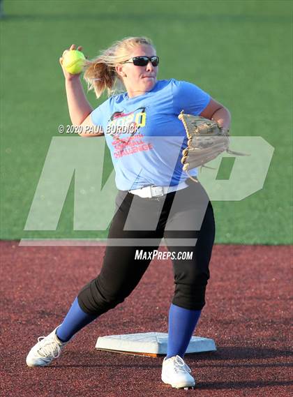 Thumbnail 2 in 2020 D 9 North South Softball Challenge photogallery.