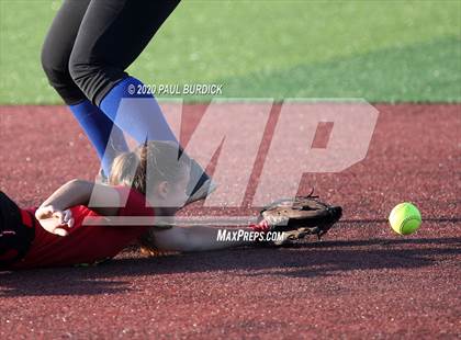 Thumbnail 1 in 2020 D 9 North South Softball Challenge photogallery.