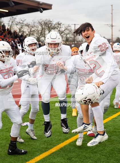 Thumbnail 1 in Eastside Catholic vs. O'Dea (WIAA 3A Final)  photogallery.