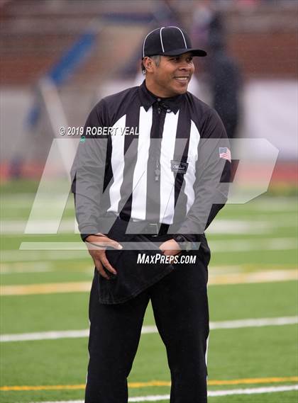 Thumbnail 1 in Eastside Catholic vs. O'Dea (WIAA 3A Final)  photogallery.