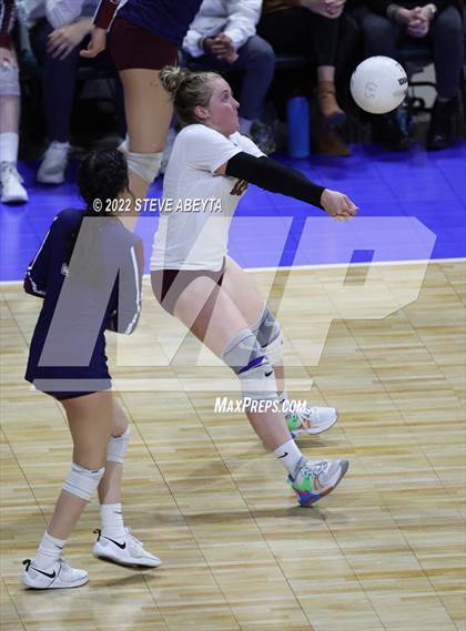 Thumbnail 2 in Fossil Ridge vs. Cherokee Trail (CHSAA 5A 3rd Round) photogallery.