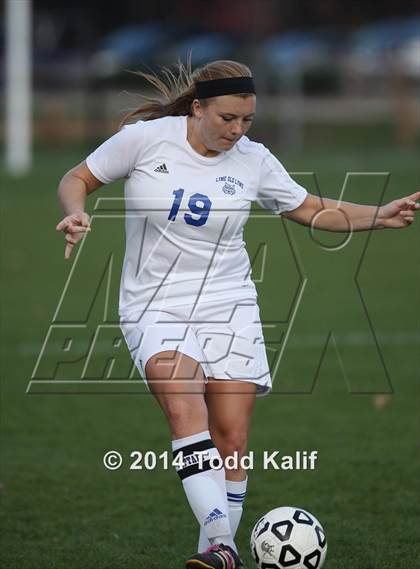Thumbnail 1 in Haddam-Killingworth @ Old Lyme (SLC Semifinal) photogallery.
