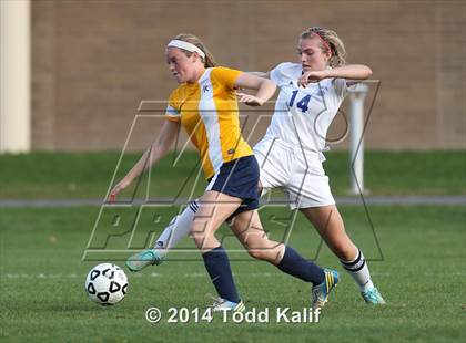 Thumbnail 3 in Haddam-Killingworth @ Old Lyme (SLC Semifinal) photogallery.