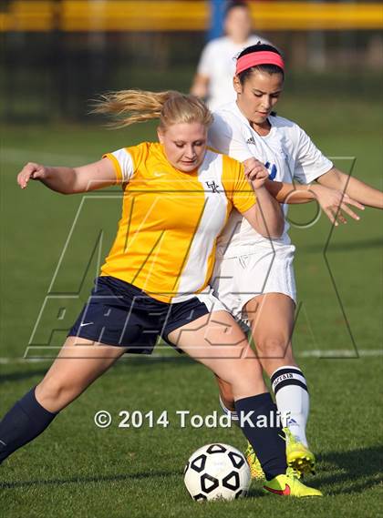 Thumbnail 2 in Haddam-Killingworth @ Old Lyme (SLC Semifinal) photogallery.