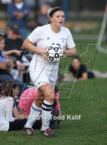 Thumbnail 2 in Haddam-Killingworth @ Old Lyme (SLC Semifinal) photogallery.