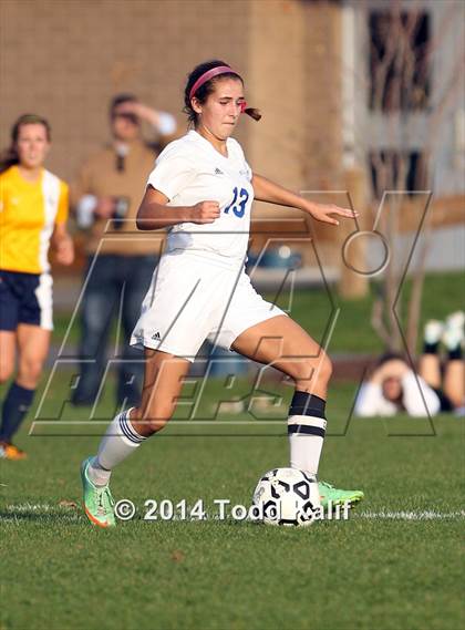 Thumbnail 3 in Haddam-Killingworth @ Old Lyme (SLC Semifinal) photogallery.