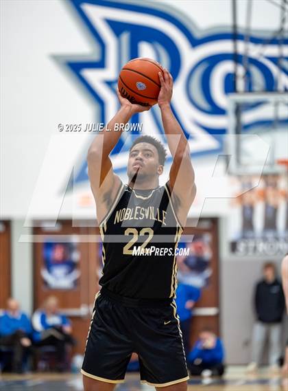Thumbnail 2 in Noblesville @ Hamilton Southeastern photogallery.