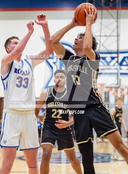 Thumbnail 3 in Noblesville @ Hamilton Southeastern photogallery.