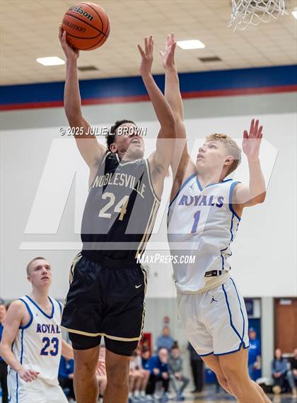 Thumbnail 1 in Noblesville @ Hamilton Southeastern photogallery.