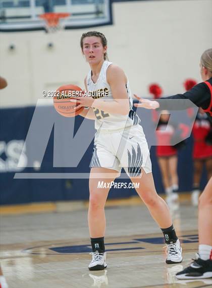 Thumbnail 2 in North Central vs. Mooresville (IHSAA 4A Regional Semifinal) photogallery.