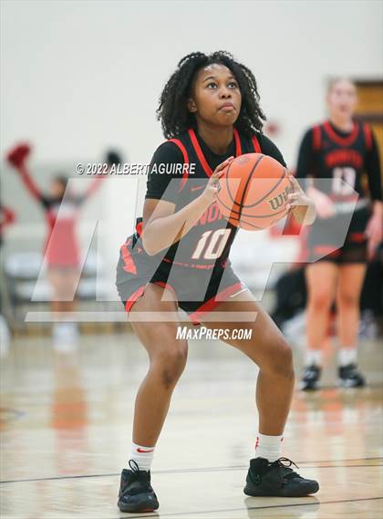 Thumbnail 2 in North Central vs. Mooresville (IHSAA 4A Regional Semifinal) photogallery.