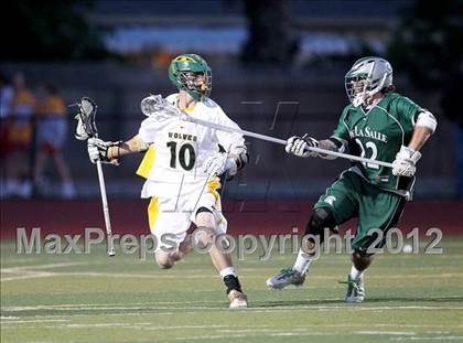 Thumbnail 2 in San Ramon Valley vs De La Salle (CIF NCS D1 Final) photogallery.
