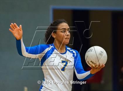 Thumbnail 3 in Moreau Catholic @ Newark Memorial photogallery.