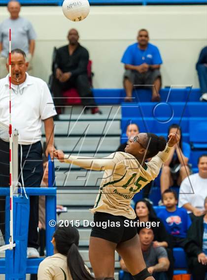 Thumbnail 2 in Moreau Catholic @ Newark Memorial photogallery.