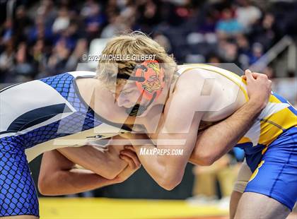 Thumbnail 2 in NYSPHSAA Division 2 State Championships (Round 1 145 to 285) photogallery.