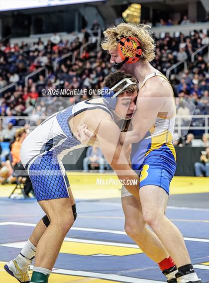 Thumbnail 3 in NYSPHSAA Division 2 State Championships (Round 1 145 to 285) photogallery.