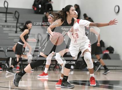 Thumbnail 3 in Mater Dei vs. Fairmont Prep (Troy Classic) photogallery.