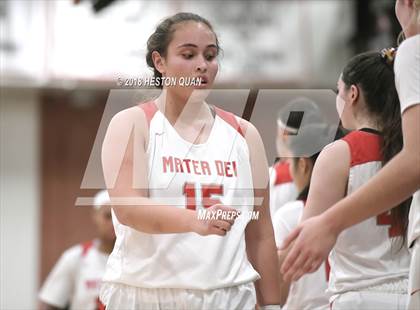 Thumbnail 3 in Mater Dei vs. Fairmont Prep (Troy Classic) photogallery.