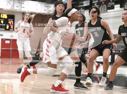 Thumbnail 2 in Mater Dei vs. Fairmont Prep (Troy Classic) photogallery.