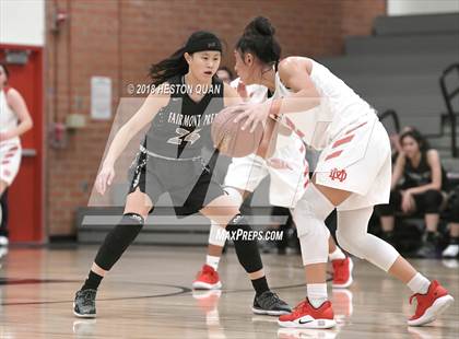 Thumbnail 2 in Mater Dei vs. Fairmont Prep (Troy Classic) photogallery.
