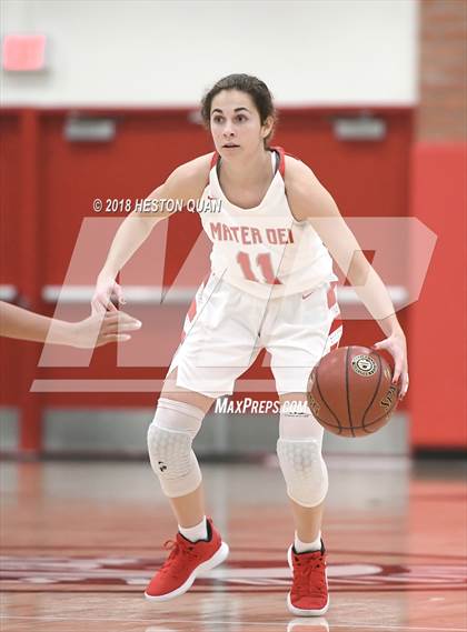 Thumbnail 1 in Mater Dei vs. Fairmont Prep (Troy Classic) photogallery.
