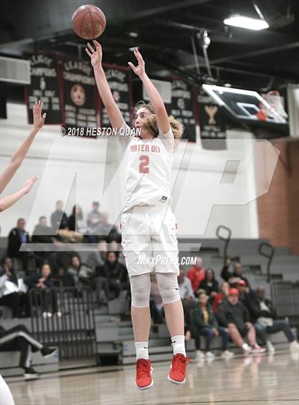 Thumbnail 1 in Mater Dei vs. Fairmont Prep (Troy Classic) photogallery.