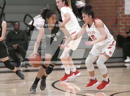 Thumbnail 2 in Mater Dei vs. Fairmont Prep (Troy Classic) photogallery.
