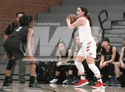 Thumbnail 3 in Mater Dei vs. Fairmont Prep (Troy Classic) photogallery.