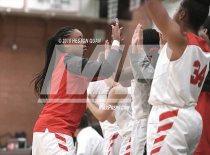 Thumbnail 1 in Mater Dei vs. Fairmont Prep (Troy Classic) photogallery.