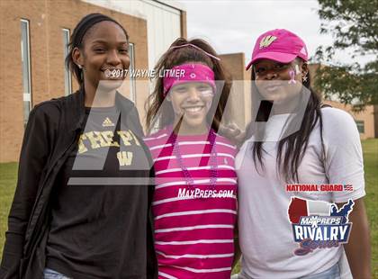 Thumbnail 2 in Ben Davis @ Warren Central (2016 MaxPreps Rivalry Series)  photogallery.