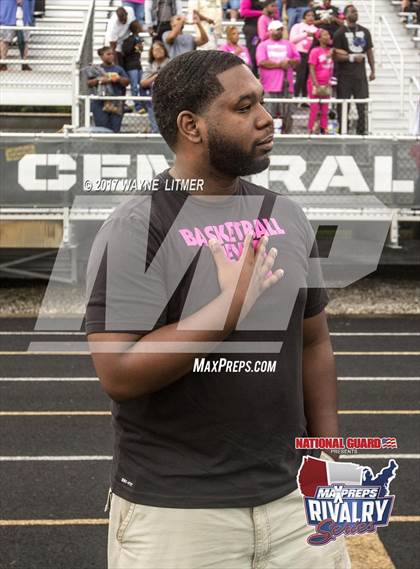 Thumbnail 1 in Ben Davis @ Warren Central (2016 MaxPreps Rivalry Series)  photogallery.